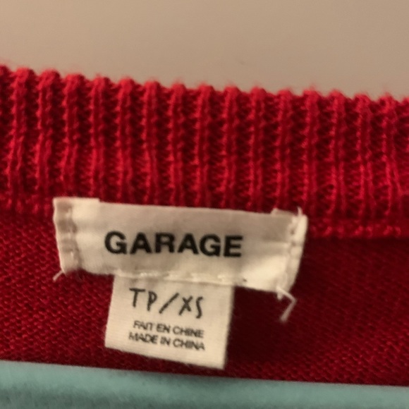 Red and white striped sweater - Picture 3 of 4